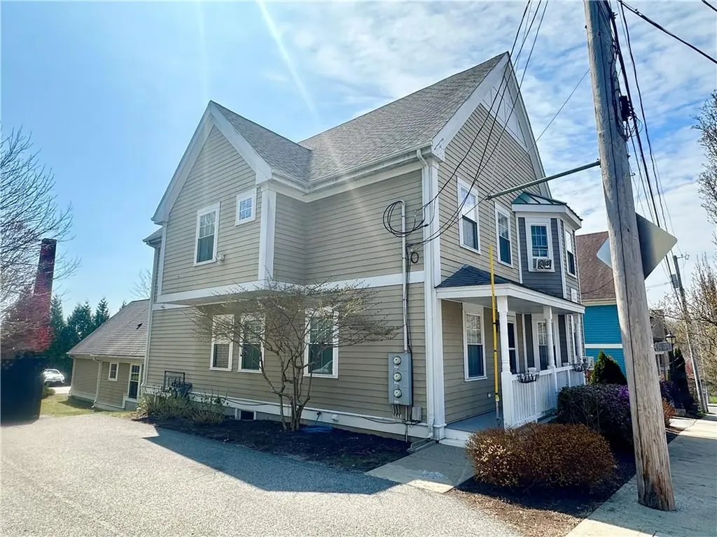 8 Bosworth Street Providence RI 02909