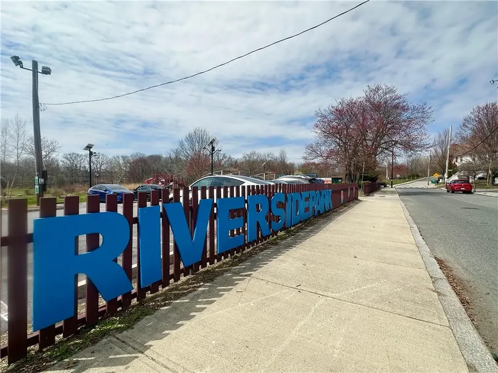 8 Bosworth Street Providence RI 02909