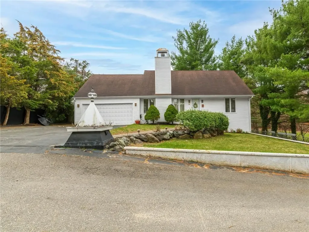 14 Jasper Avenue Johnston RI 02919