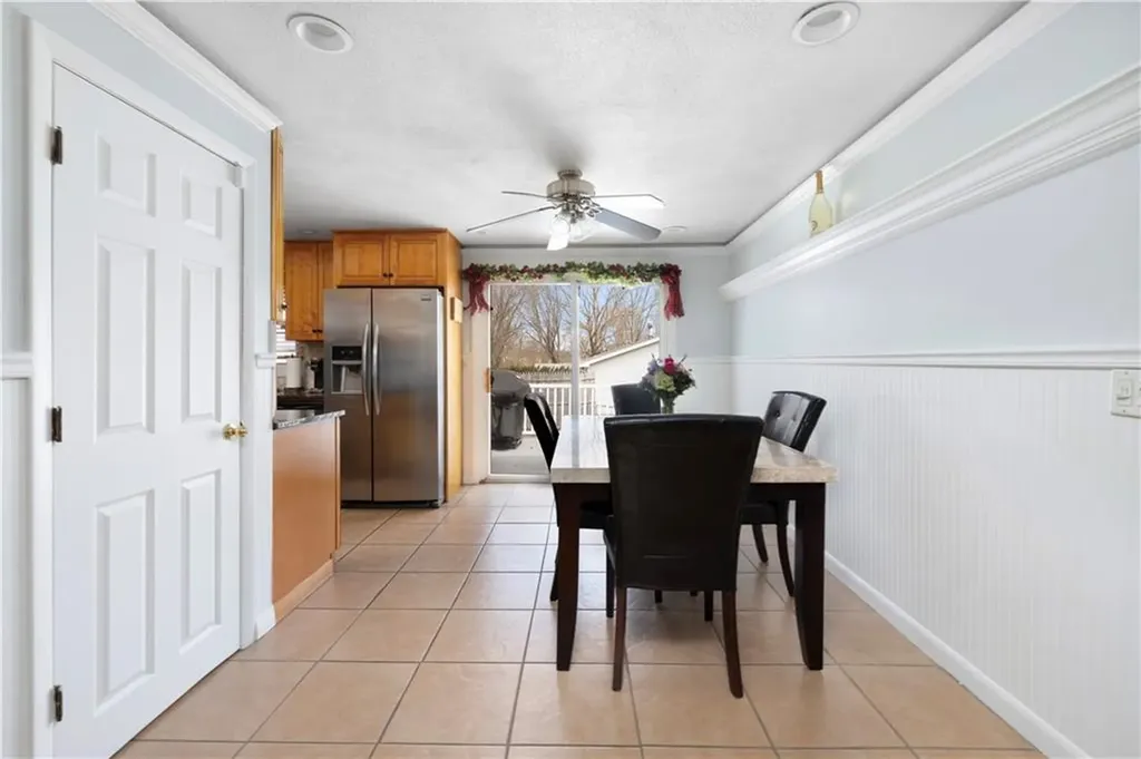 119 Midvale Avenue Cranston RI 02920