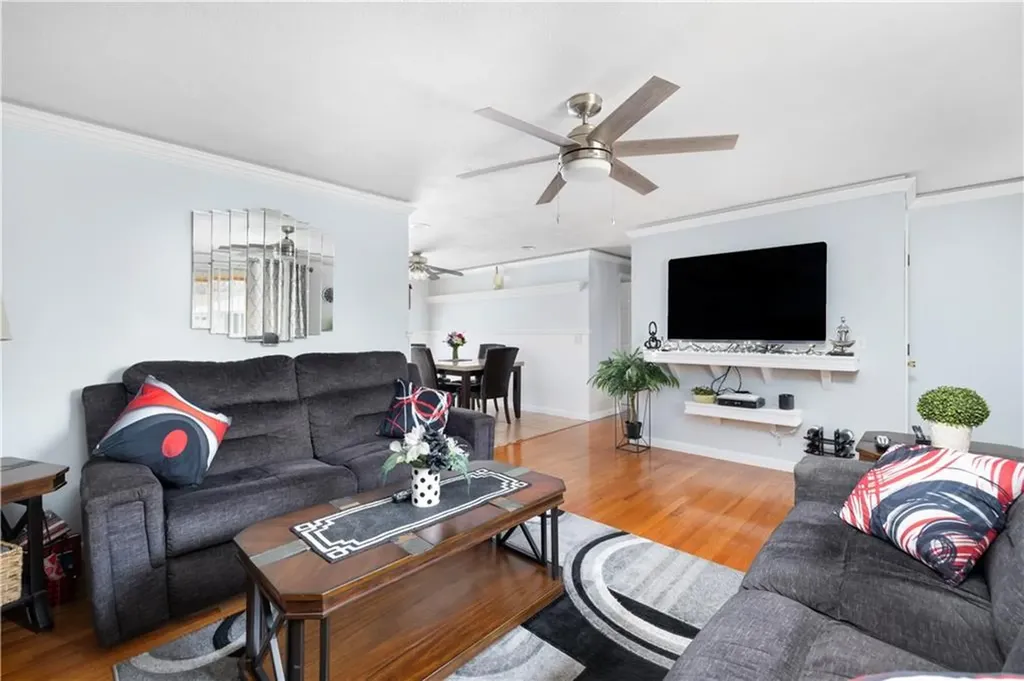 119 Midvale Avenue Cranston RI 02920