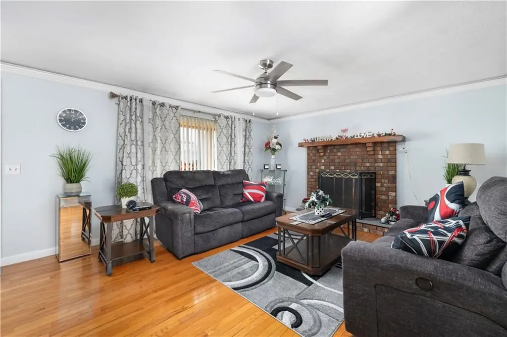 119 Midvale Avenue Cranston RI 02920