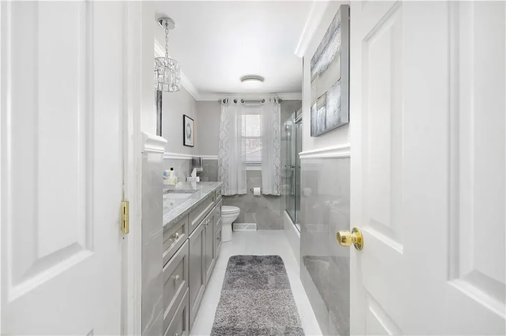 119 Midvale Avenue Cranston RI 02920