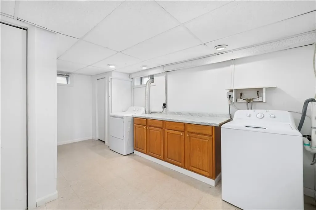 119 Midvale Avenue Cranston RI 02920