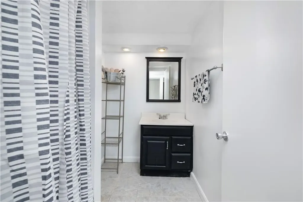 119 Midvale Avenue Cranston RI 02920