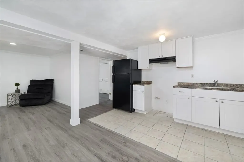 119 Midvale Avenue Cranston RI 02920