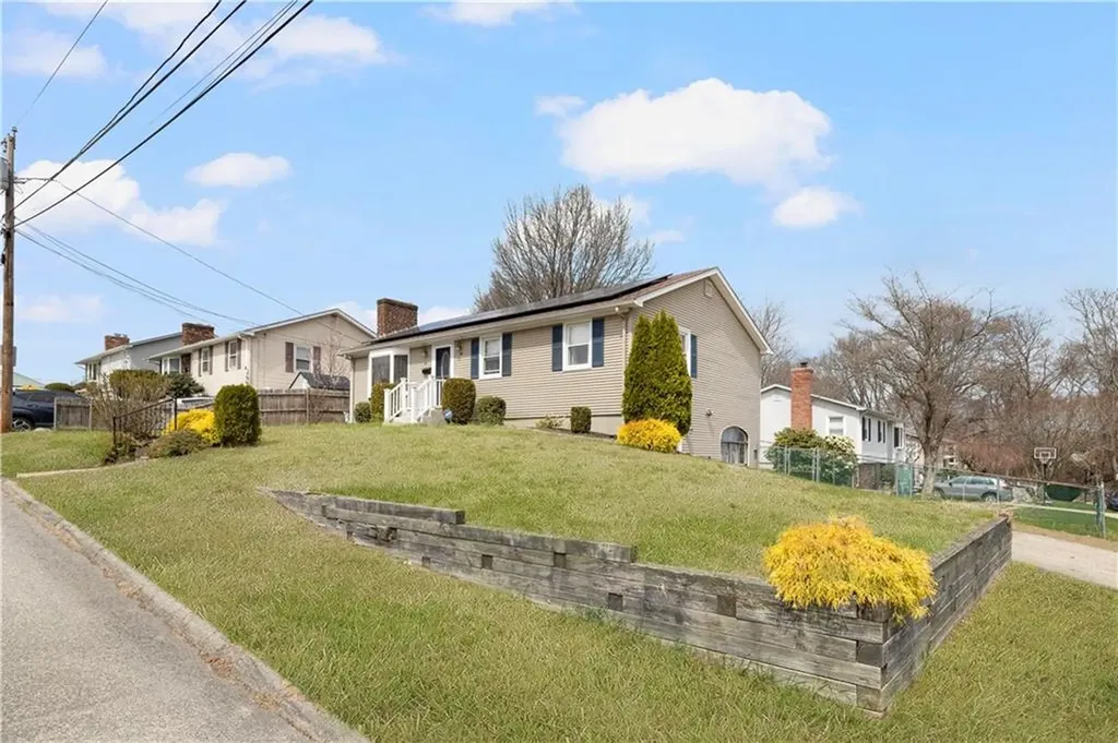 119 Midvale Avenue Cranston RI 02920