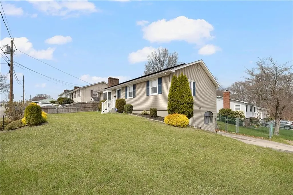 119 Midvale Avenue Cranston RI 02920