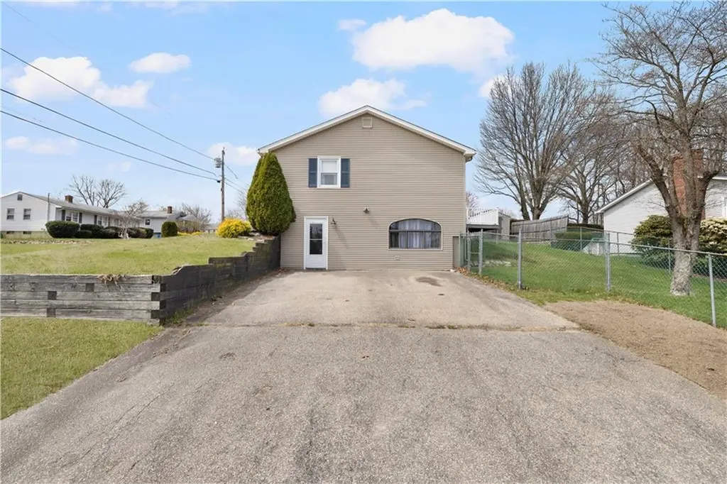 119 Midvale Avenue Cranston RI 02920