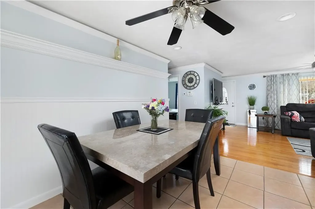 119 Midvale Avenue Cranston RI 02920