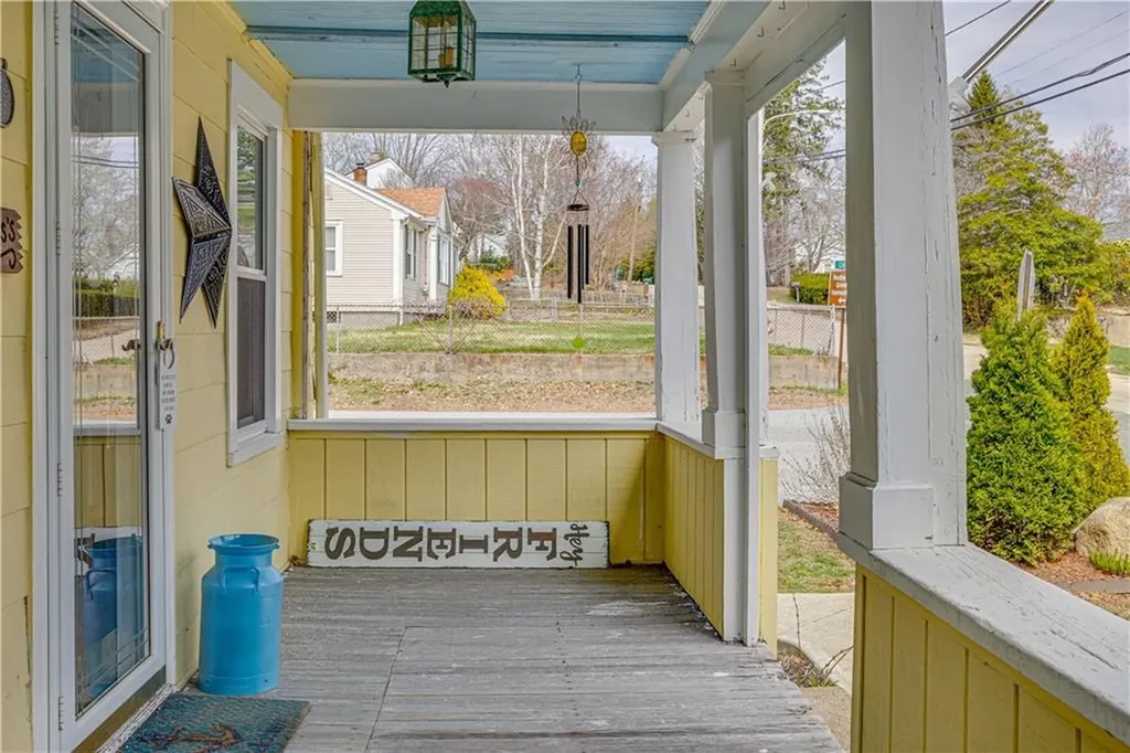 69 Taft Street Coventry RI 02816