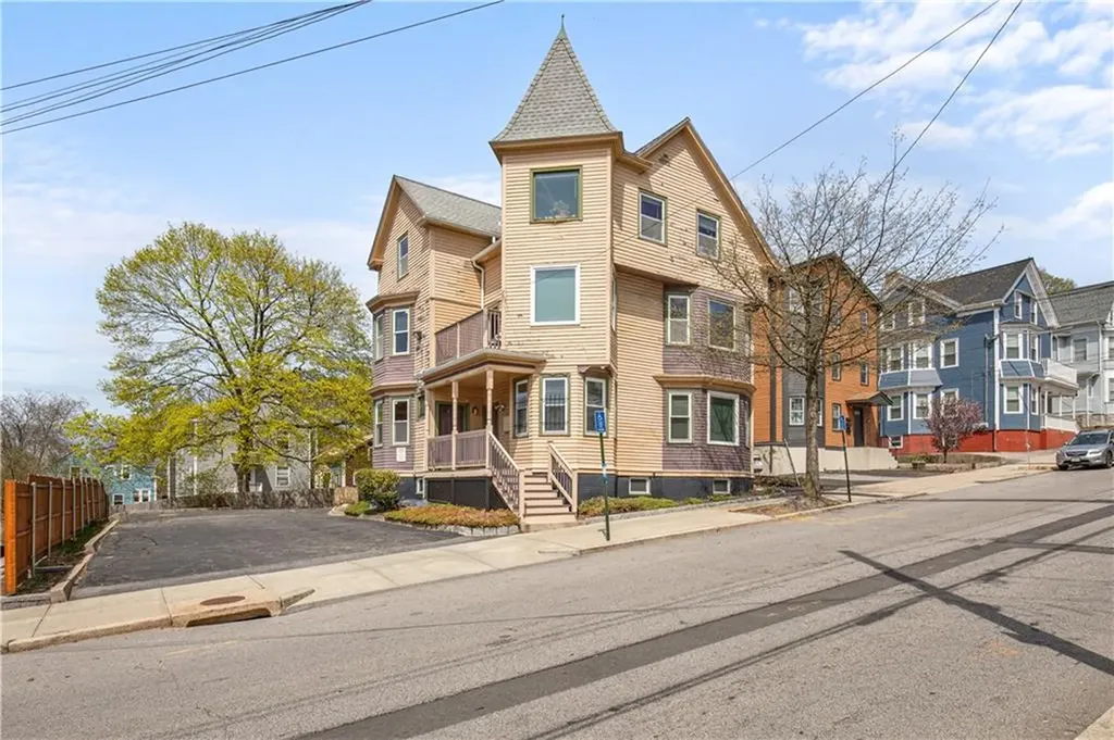 40 42 Cypress Street Providence RI 02906