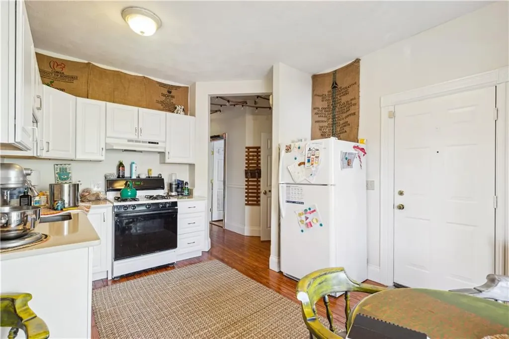 40 42 Cypress Street Providence RI 02906