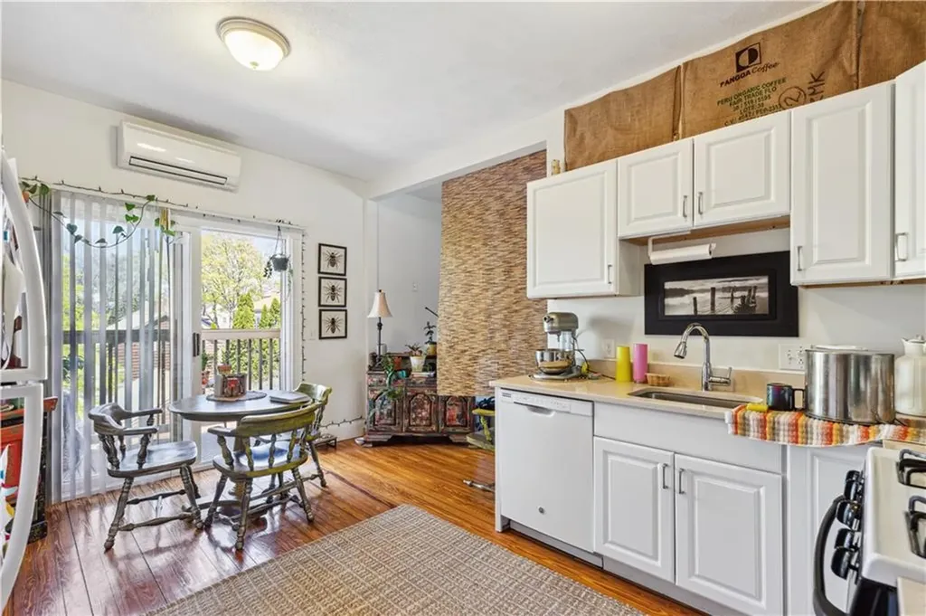 40 42 Cypress Street Providence RI 02906