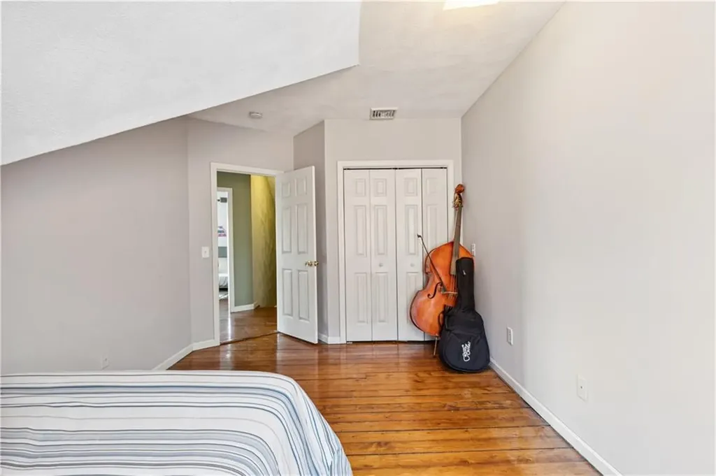 40 42 Cypress Street Providence RI 02906