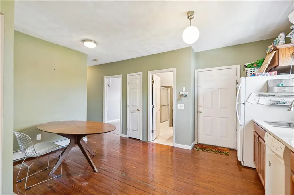 40 42 Cypress Street Providence RI 02906