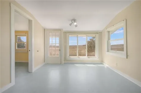 7 Shawmut Street Fairhaven MA 02719