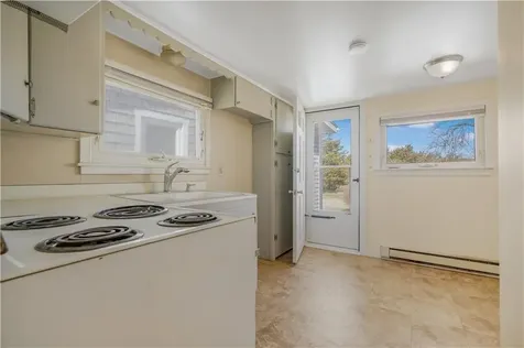 7 Shawmut Street Fairhaven MA 02719