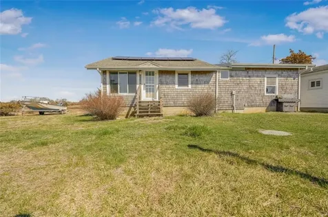 7 Shawmut Street Fairhaven MA 02719