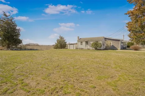 7 Shawmut Street Fairhaven MA 02719