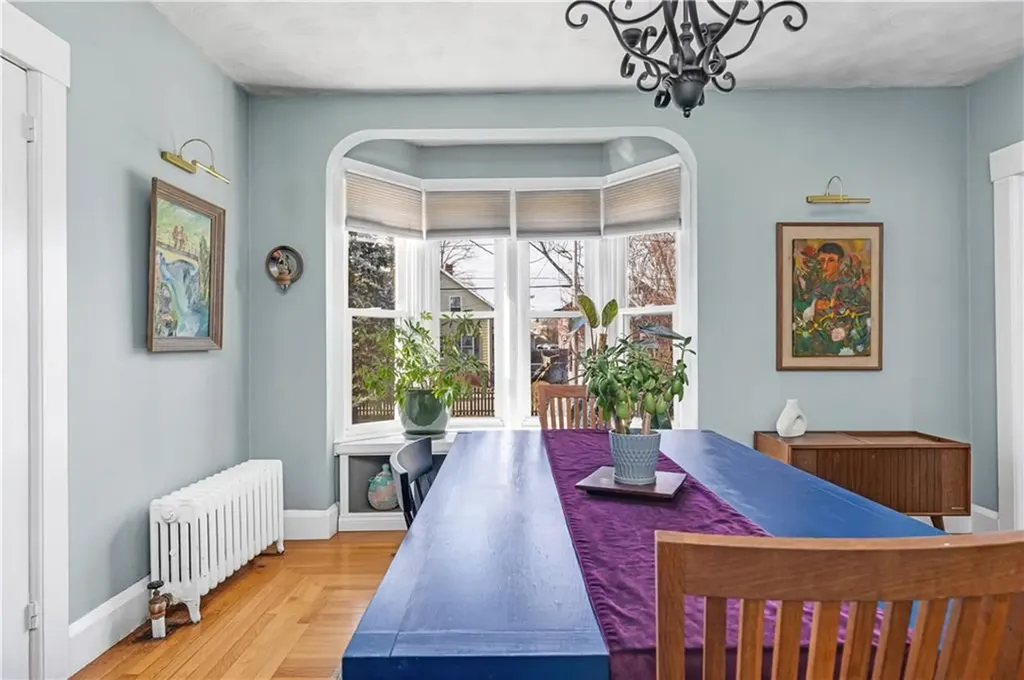 281 Lowden Street Pawtucket RI 02860