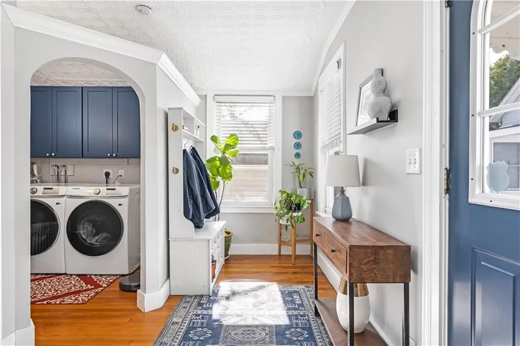 281 Lowden Street Pawtucket RI 02860