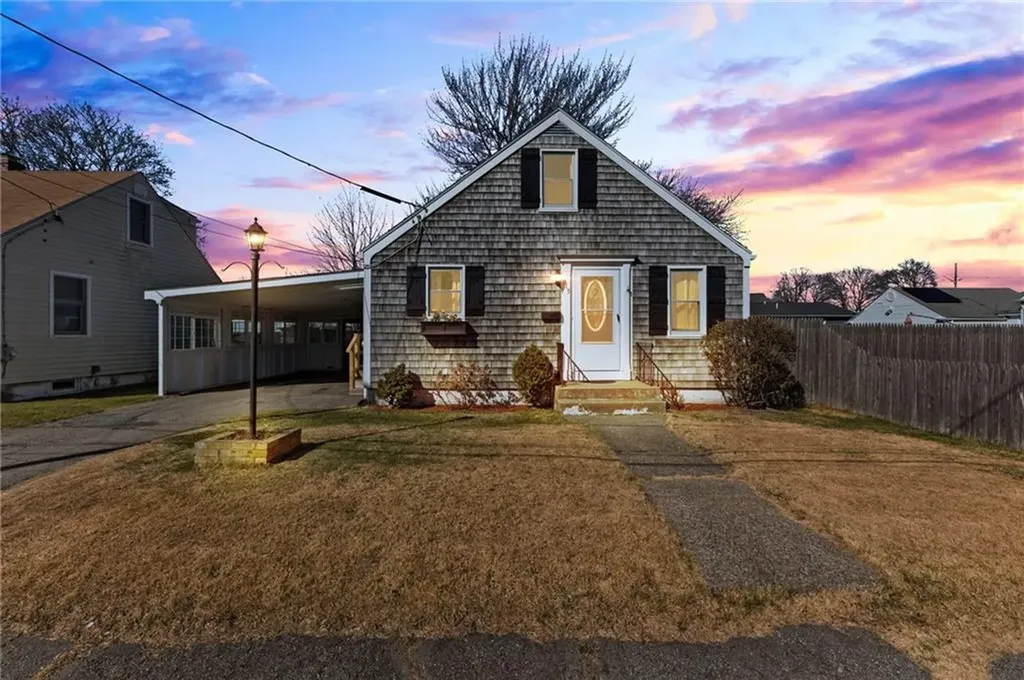 15 Corrente Avenue Pawtucket RI 02861