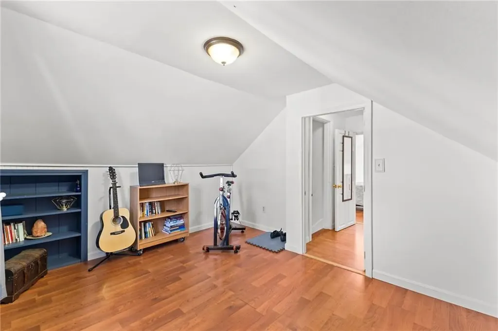 15 Corrente Avenue Pawtucket RI 02861