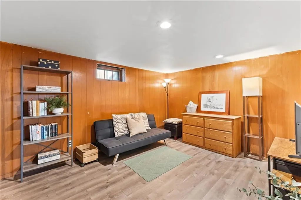 15 Corrente Avenue Pawtucket RI 02861