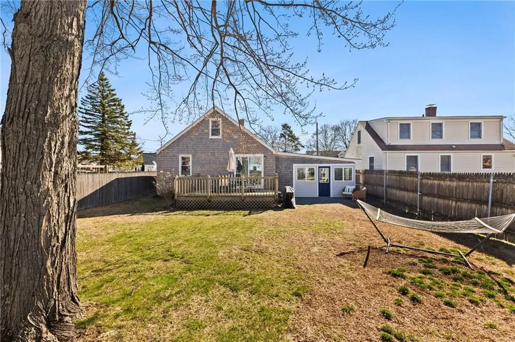 15 Corrente Avenue Pawtucket RI 02861