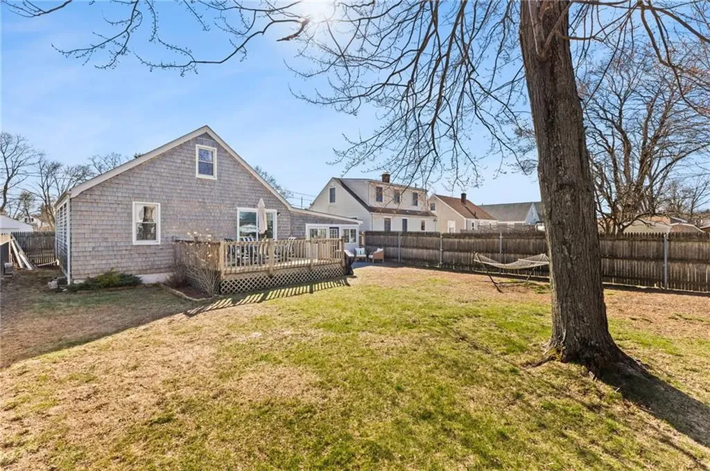 15 Corrente Avenue Pawtucket RI 02861