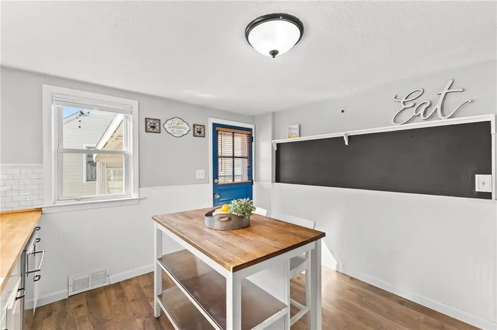 15 Corrente Avenue Pawtucket RI 02861