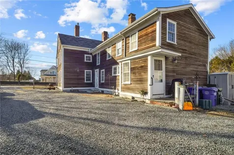 1382 Hope Street Bristol RI 02809