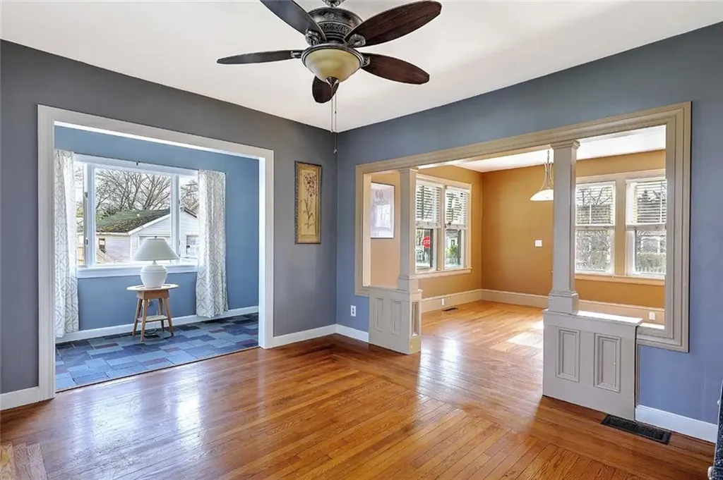 4 Wamsetta Avenue East Providence RI 02915