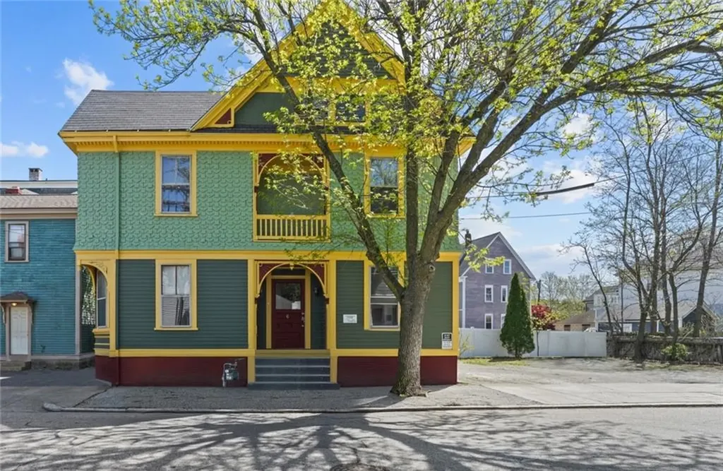 6 Hammond Street Providence RI 02909