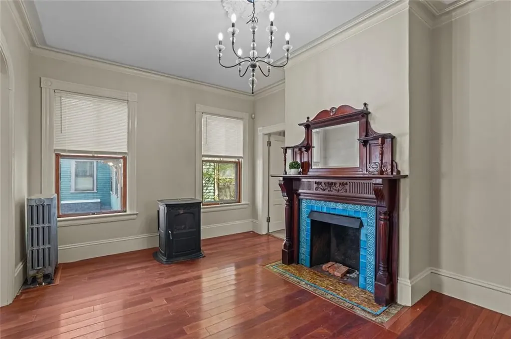 6 Hammond Street Providence RI 02909