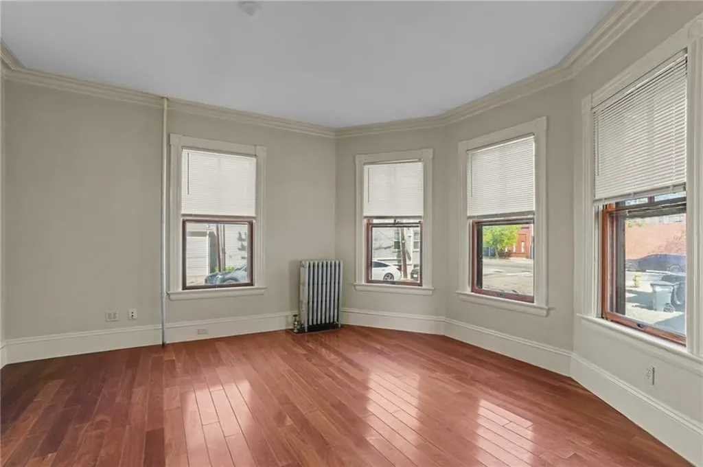 6 Hammond Street Providence RI 02909