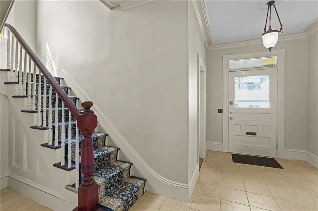 6 Hammond Street Providence RI 02909