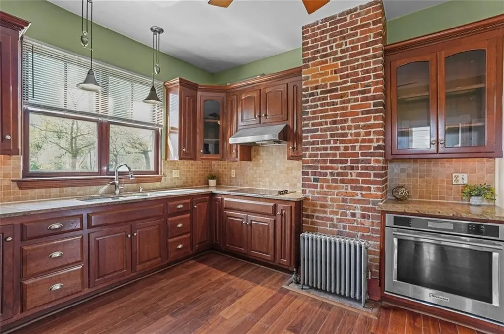 6 Hammond Street Providence RI 02909