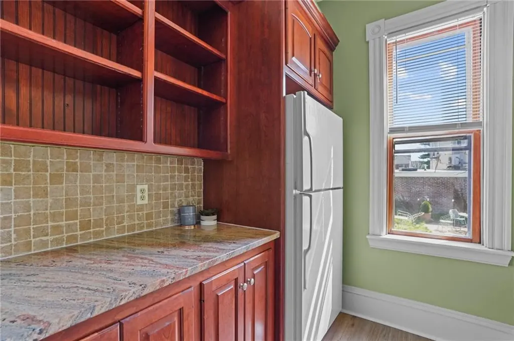 6 Hammond Street Providence RI 02909