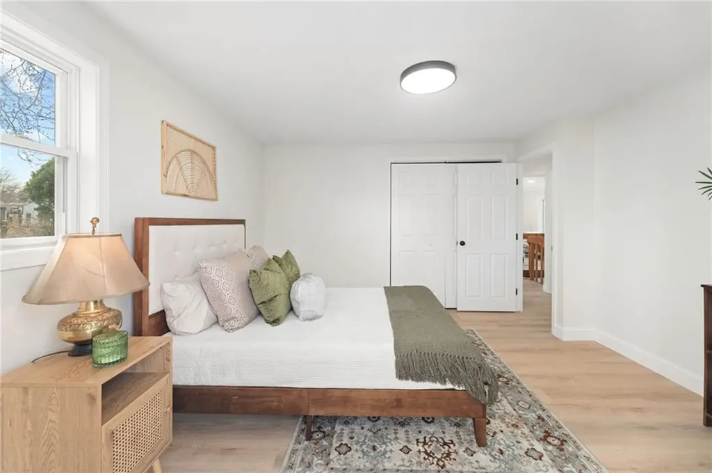 40 N View Avenue Cranston RI 02920