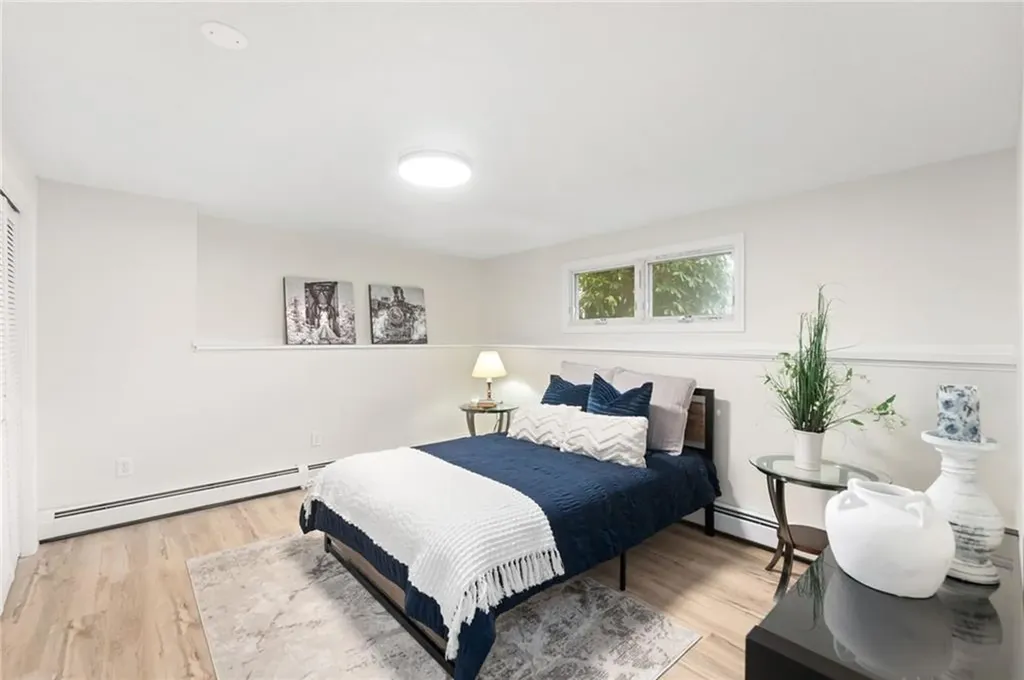 40 N View Avenue Cranston RI 02920
