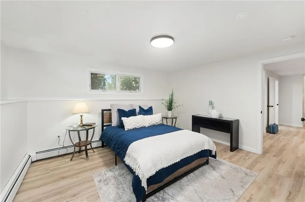 40 N View Avenue Cranston RI 02920
