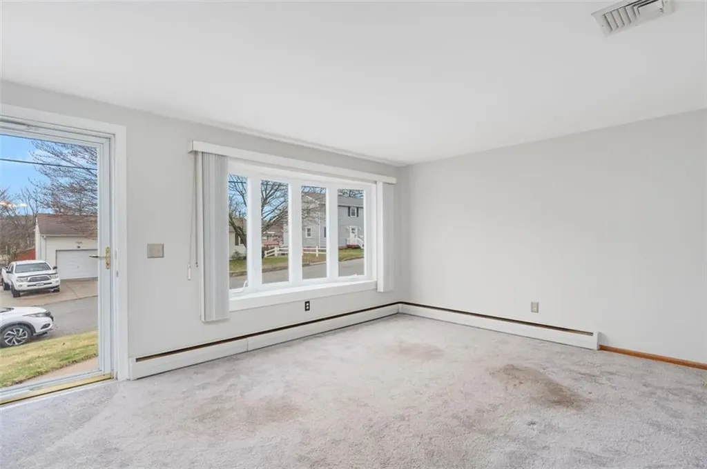 37 Oriole Avenue West Warwick RI 02893