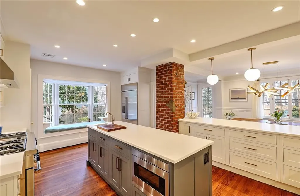 97 Loring Avenue Providence RI 02906