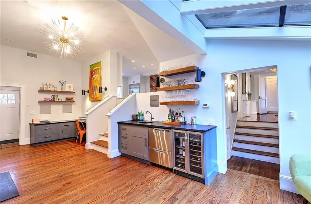 97 Loring Avenue Providence RI 02906