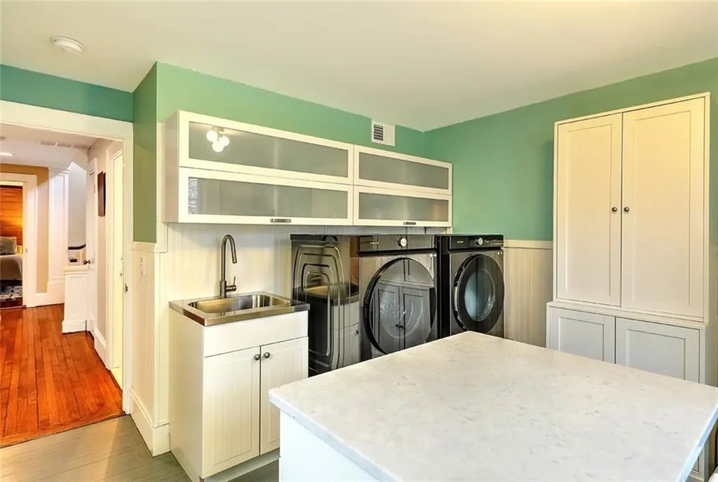 97 Loring Avenue Providence RI 02906