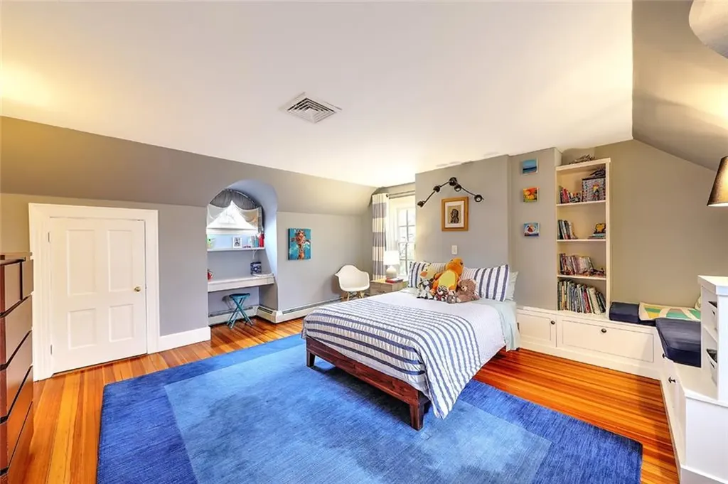 97 Loring Avenue Providence RI 02906