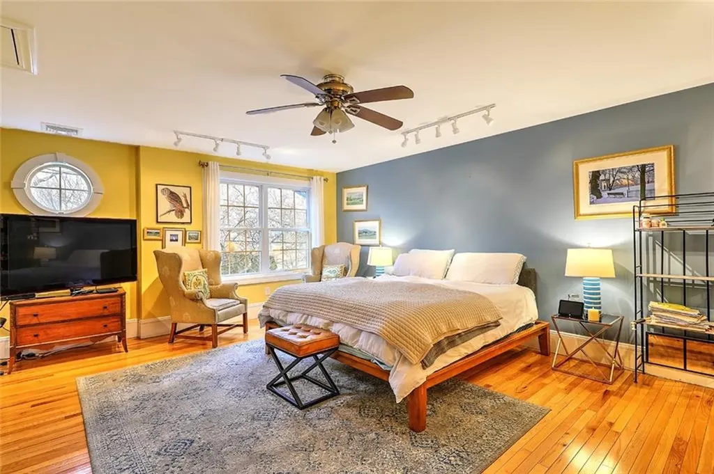 97 Loring Avenue Providence RI 02906