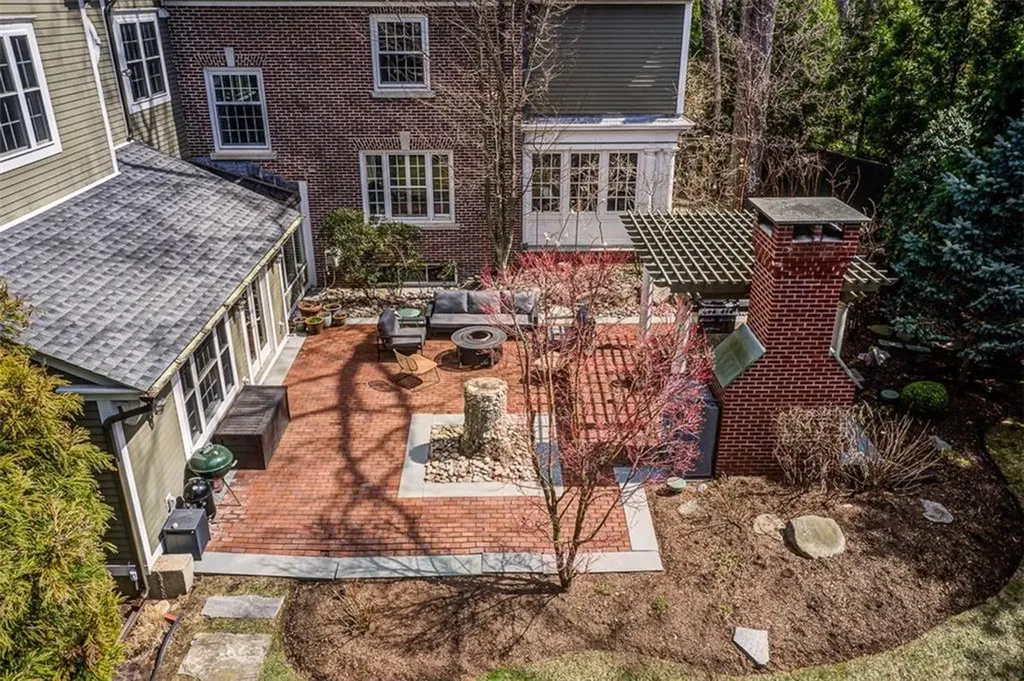 97 Loring Avenue Providence RI 02906